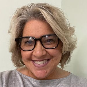 Meet your Posher, Jenni